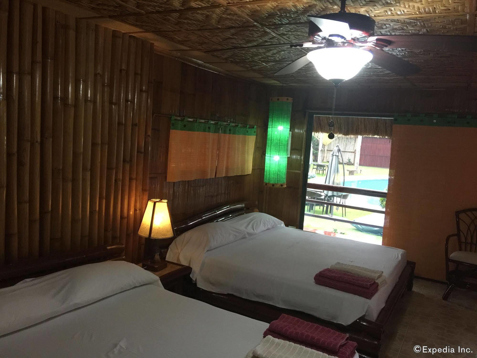 Commander Suites De Bohol Panglao Exteriér fotografie